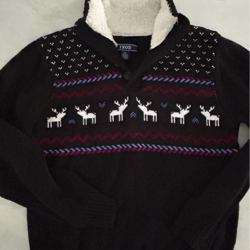 IZOD youth sweater 
Size medium (10)
Worn once in like new condition